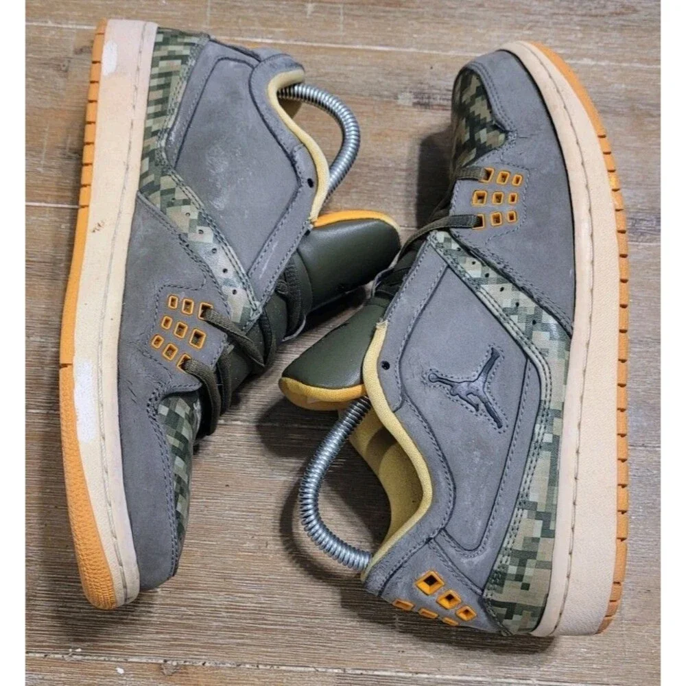 Size 8 - Air Jordan 1 Flight Low Digi Camo Men's Shoes Green Orange RARE 2012